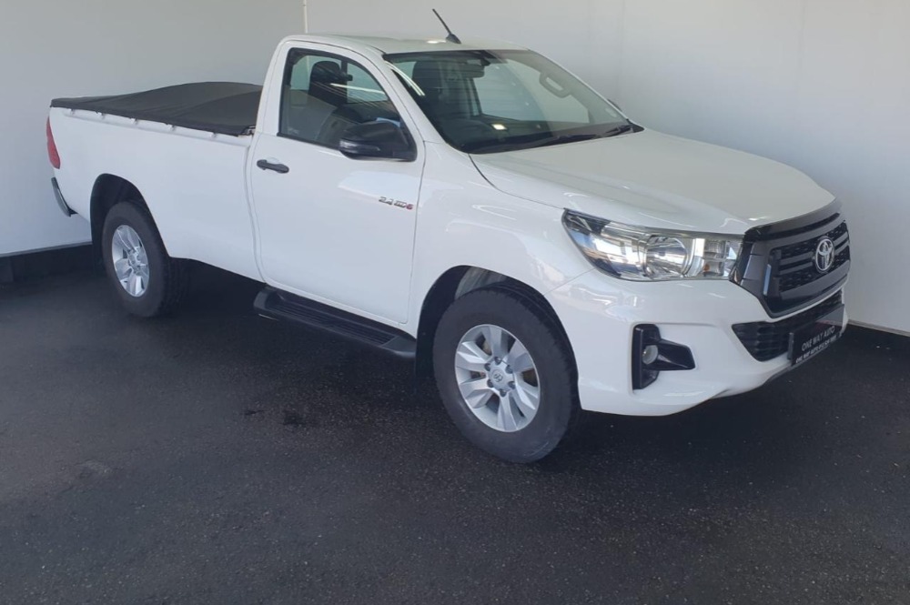 2020 Toyota Hilux 2.4 GD-6 RBody SRX S/Cab Bakkie